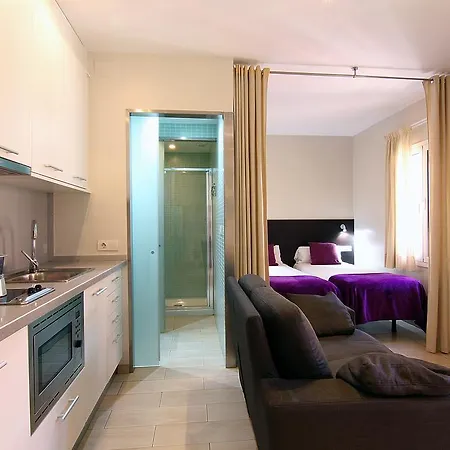 Classbedroom Apartment *