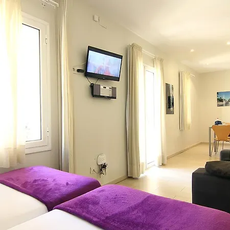 Classbedroom Apartment Barcelona